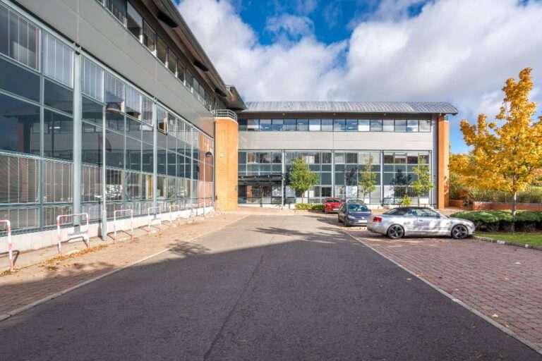 Regus South Gyle 2365 Edinburgh UK Exterior 768x512