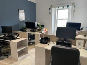 cospace creative coworking edinburgh2 1024x768 1 300x225