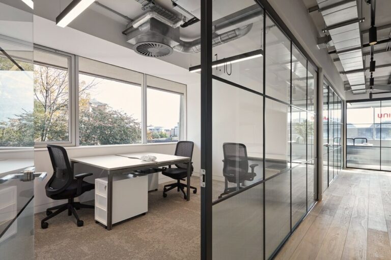 Clockwise Cardiff Office7 1024x682 1 768x512