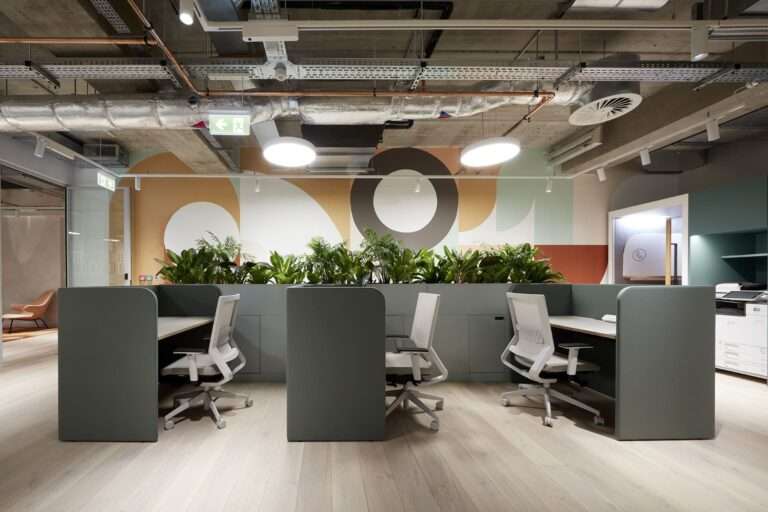 Clockwise Southampton DedicatedDesks 3 768x512