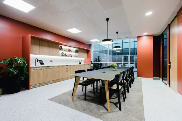OregaBroadGate KitchenArea2 768x512