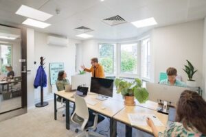 665da95732d4eecbc3be0f9f Patch Twickenham Workspace Private Office Benoit Grogan Avignon.jpg p 500 300x200