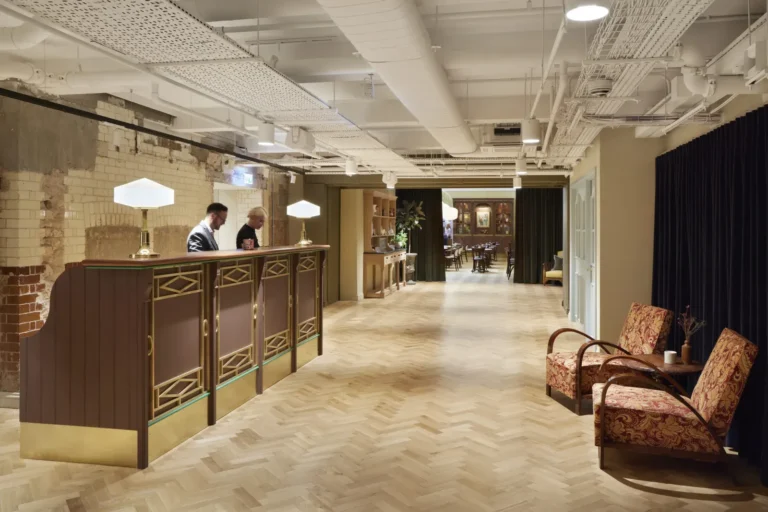 69e9e7e1b9e3b57b1d56291f 250612 ArdingRooms ©JackHobhouse 024 p 1600 768x512