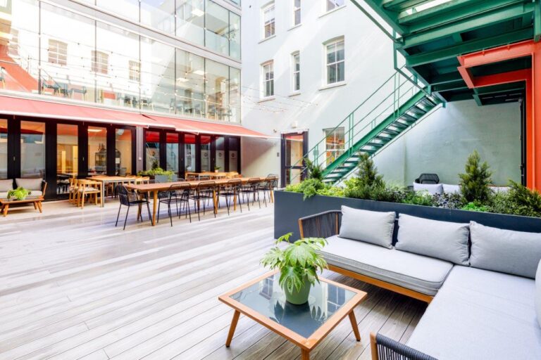 Alfred Place Courtyard 10 768x512