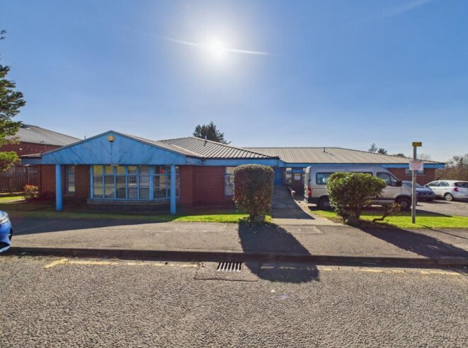 Carmondean Centre S Livingston Primary Photo 1 Large