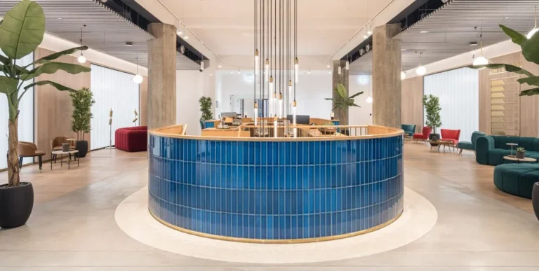 FlexibleWorkspace TowerHill Reception 768x387
