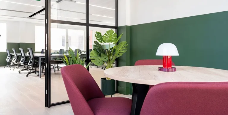 Flexible Office Space Farringdon 768x387