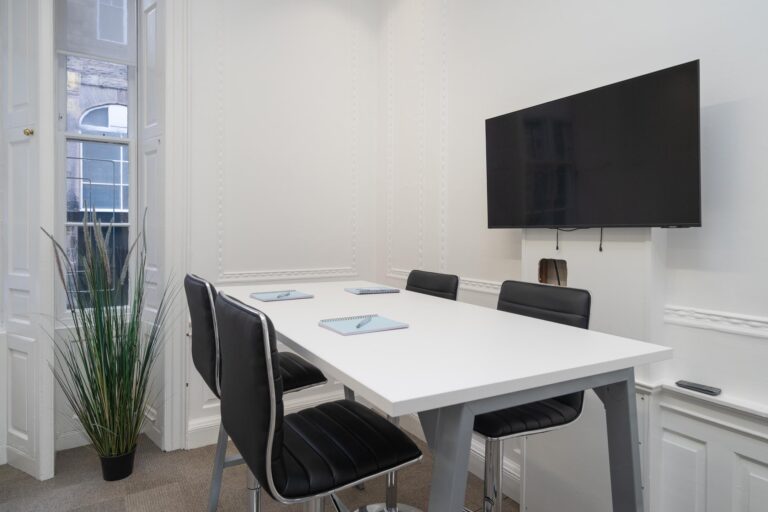 Hill st office 3 768x512