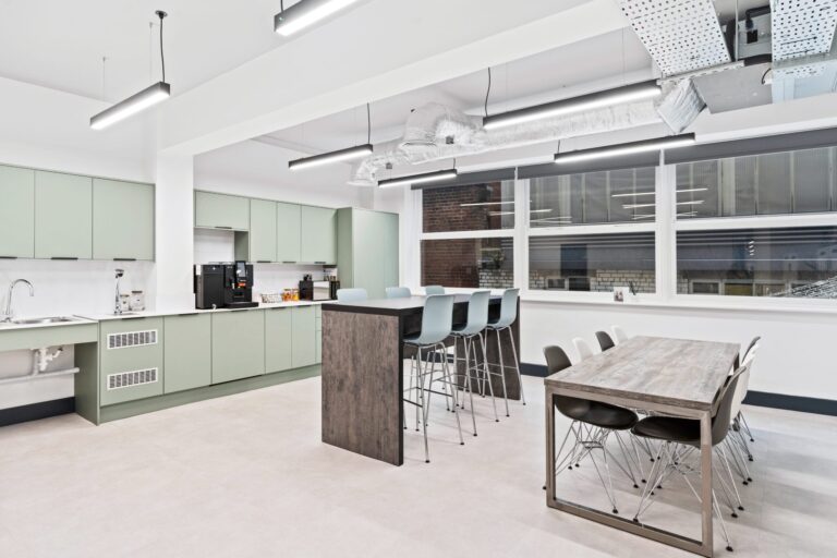Kitchen 1 scaled 1 768x512