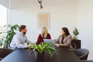 OregaStockleyPark BransonMeetingRoom WithPeople 300x200
