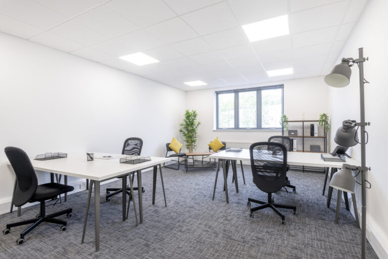 Pure Offices Leamington Spa Office Curator LARGE 8 2400x1600 1 768x512
