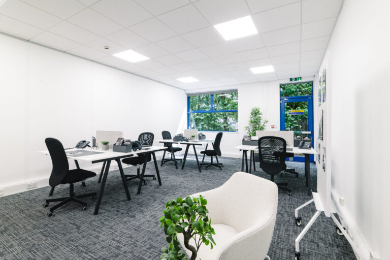 Pure Offices Ayleesbury June25 Social Size 006 2400x1600 1 768x512