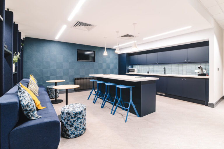 Pure Offices Portsmouth Full Size 69 2400x1600 1 768x512