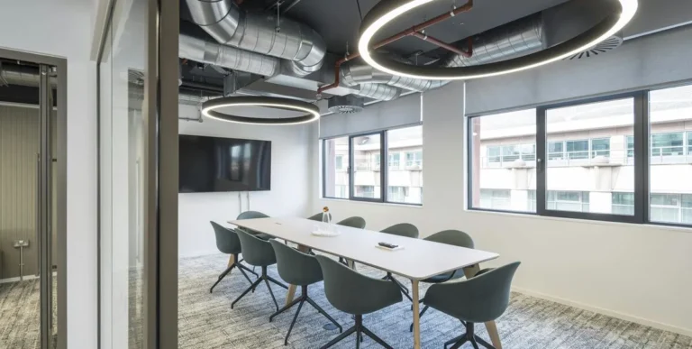 Serviced Office Tower Hill 768x387