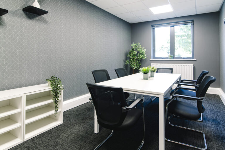 Weston Pure Offices Full size 007 2400x1600 1 768x512