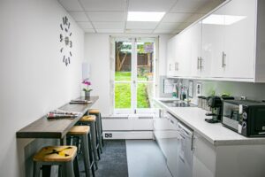lower ground kitchen 300x200