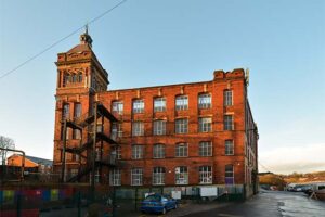 rochdale fieldhouse building front 1 300x200