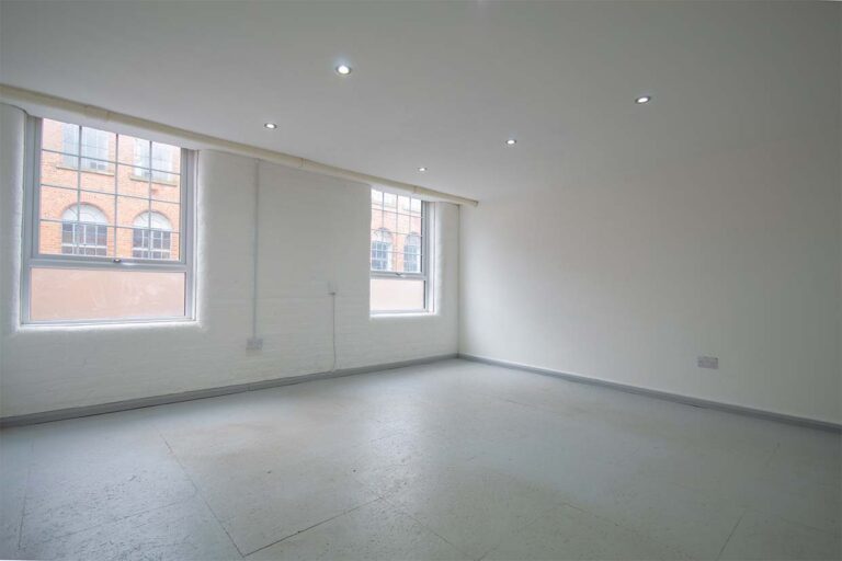 studio unfurnished nottingham roden 768x512