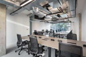 The Landing Private Office 2 300x200