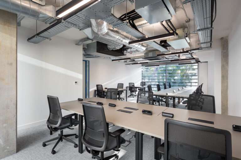The Landing Private Office 2 768x512