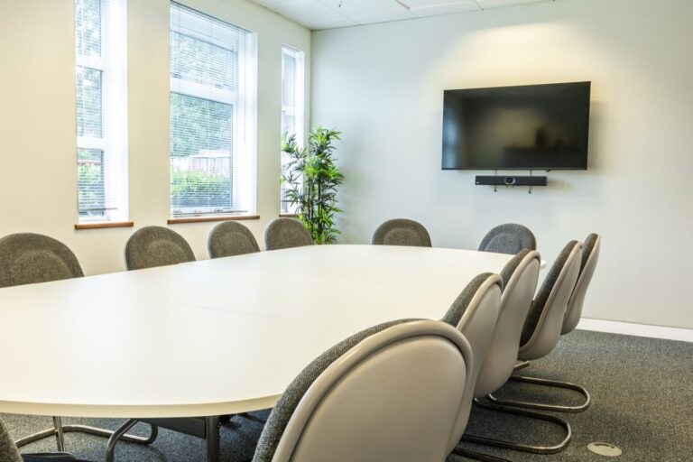 bristol meeting room resized 768x512