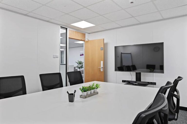 6.citibase aberdeen meeting room 2 768x512