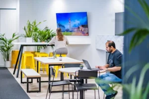 hot desks 300x200
