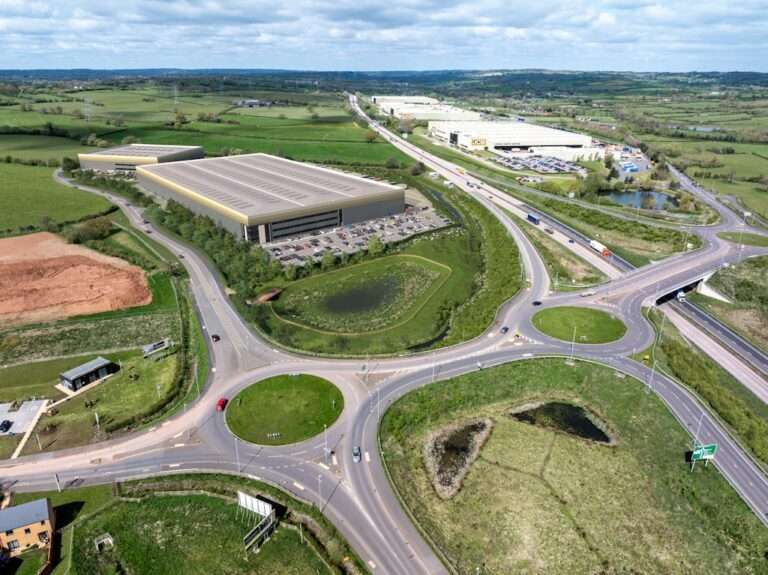 14 080 06 Aerial 02 768x575