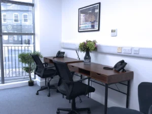 3 Office 6B 1 300x225