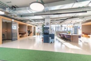 68859 UK1ws5415 IMG 04 0001 580x387 1 300x200