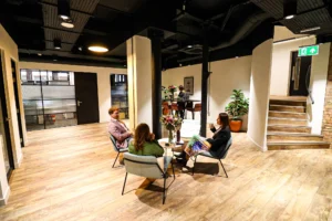 Breakout space 300x200