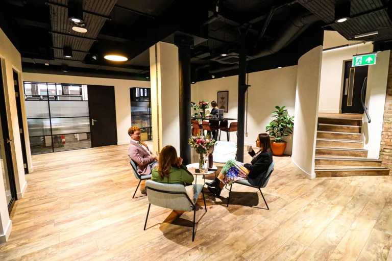 Breakout space 768x512