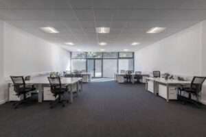 Large Office Space 580x387 1 300x200