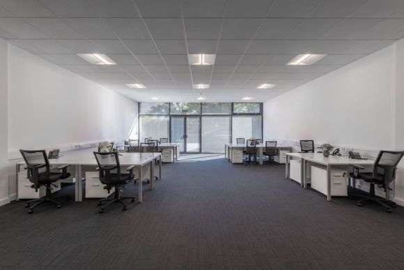 Large Office Space 580x387 1