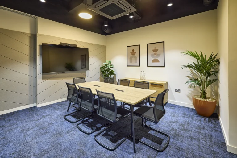 Meeting room 768x512