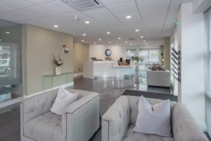 Serviced Office Classic Poole Poole Holyrood Close arena poole holyrood business lounge 300x200