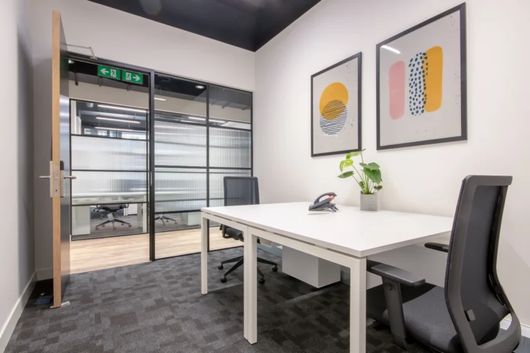Small office 768x512