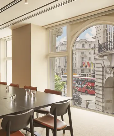 myo piccadilly edreeve 2