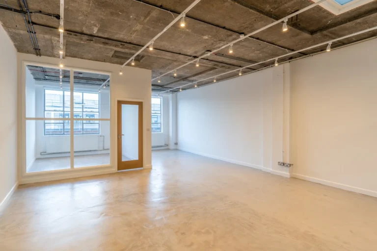 nh listing studio319 emilymars ea5635328ba0043823901c4ea8c25059cc 768x512