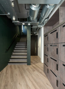 63fe0cf0f9acce618ed5dfa6 cobolt Staircase Lockers rfid gallery 218x300