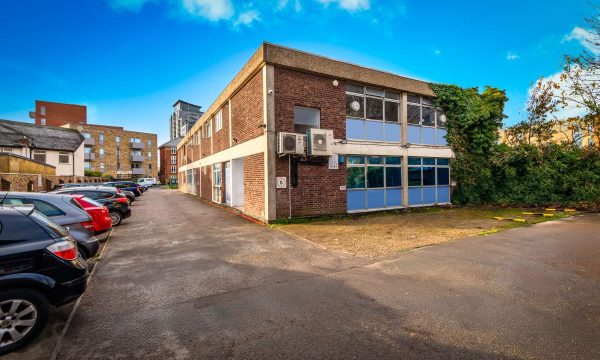 find business space to rent in slough best rates